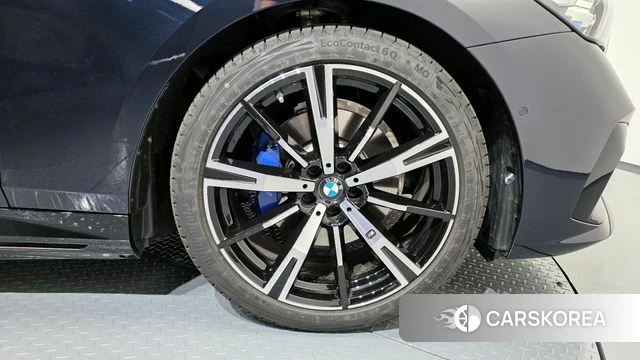 BMW 5 Series (G60) id 4374884 из Кореи 13