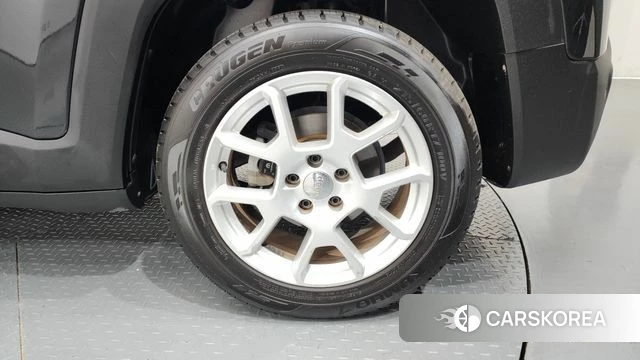 Jeep Renegade id 4465026 из Кореи 13
