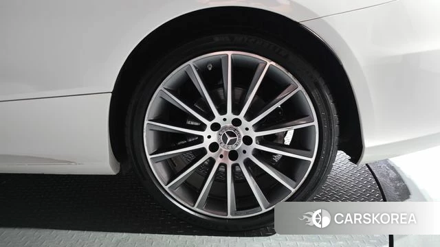 Mercedes-Benz C-Class W205 id 4632836 из Кореи 13