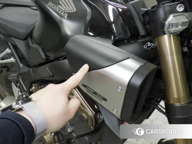 Honda CB650R id 4184381 из Японии 13