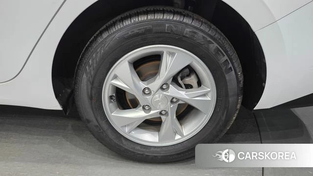 Hyundai Avante (CN7) id 4518790 из Кореи 13