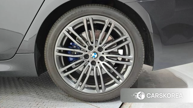 BMW 5 Series (G30) id 4471223 из Кореи 13