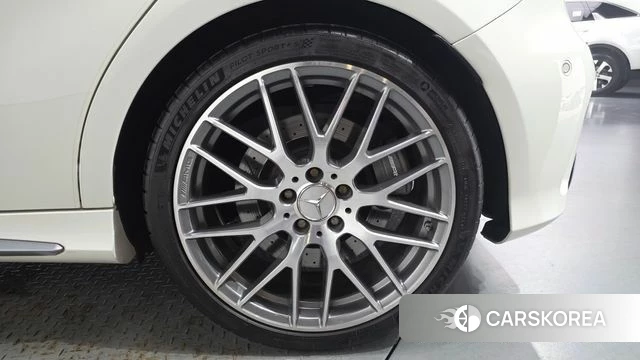 Mercedes-Benz A-Class W176 id 4737672 из Кореи 13