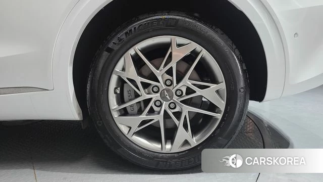 Genesis GV70 id 4630842 из Кореи 13
