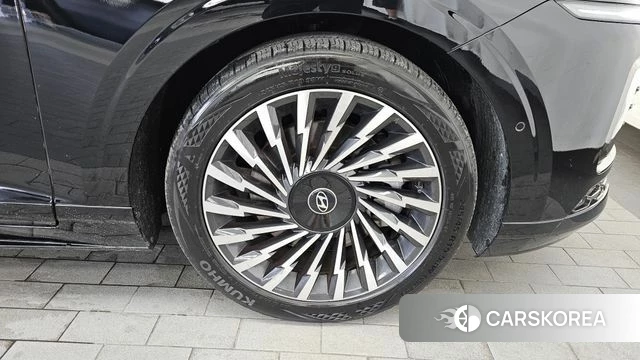 Hyundai Grandeur (GN7) id 4555228 из Кореи 13