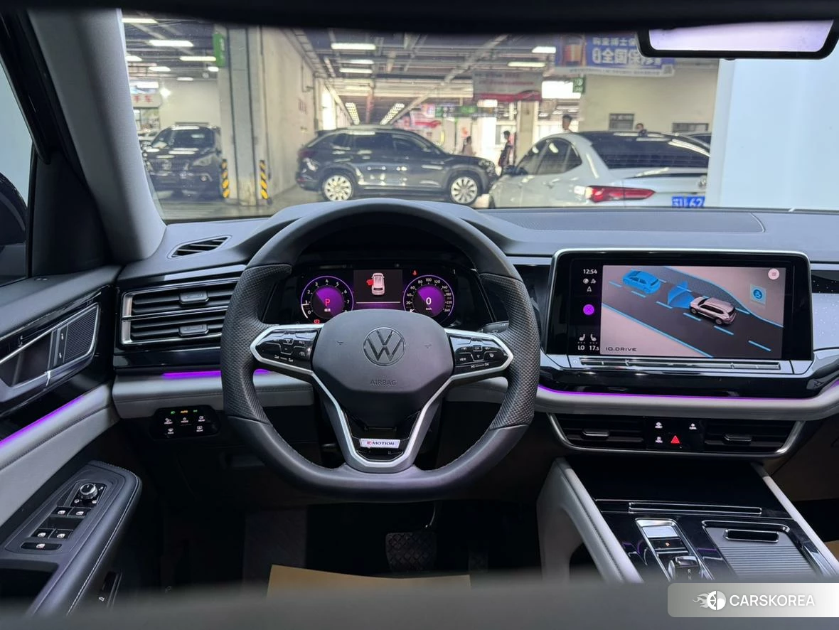 Volkswagen Tourang id 4492980 из Китая 13