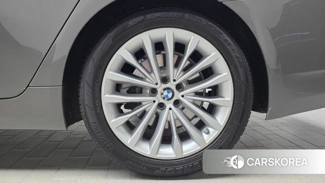 BMW 5 Series (G30) id 4707926 из Кореи 13