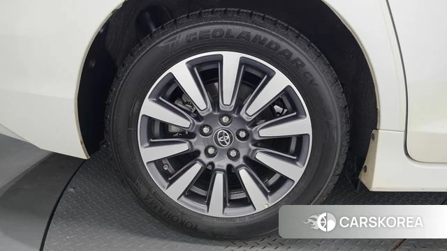Toyota Sienna id 4417407 из Кореи 13