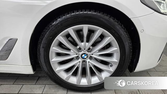 BMW 5 Series (G30) id 4586516 из Кореи 13