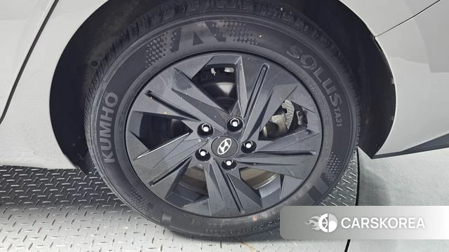 Hyundai Avante Hybrid (CN7) id 4848228 из Кореи 13