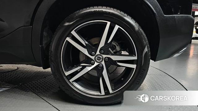 Volvo XC40 id 4620030 из Кореи 13
