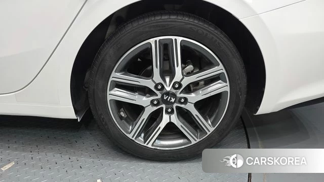 Kia Come New K3 id 4325966 из Кореи 13
