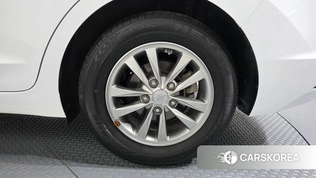Hyundai The New Avante AD id 4672635 из Кореи 13