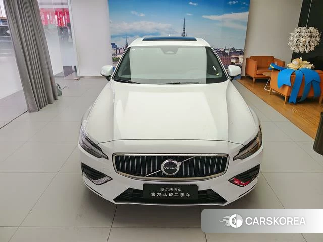 Volvo S60 id 3908073 из Китая 13