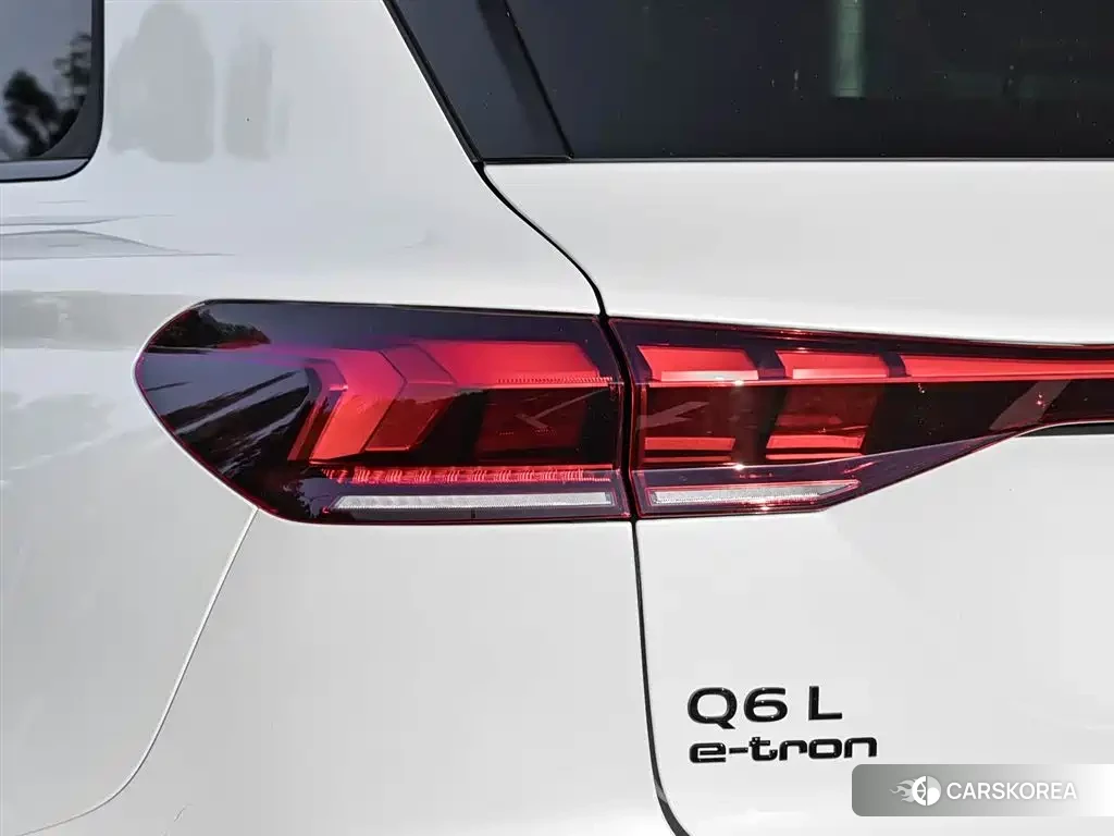 Audi Q6L id 4515283 из Китая 13