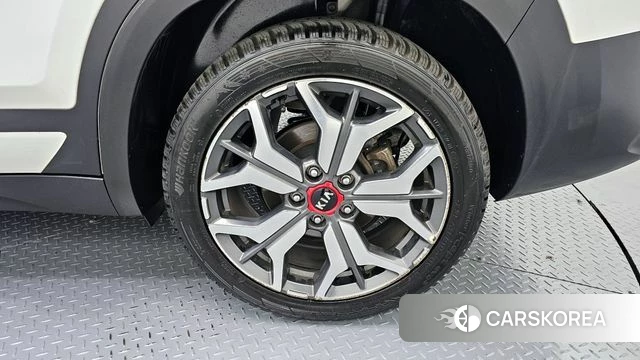 Kia Seltos id 4294040 из Кореи 13