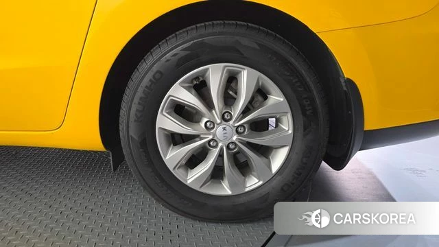 Kia The New Carnival id 4351287 из Кореи 13