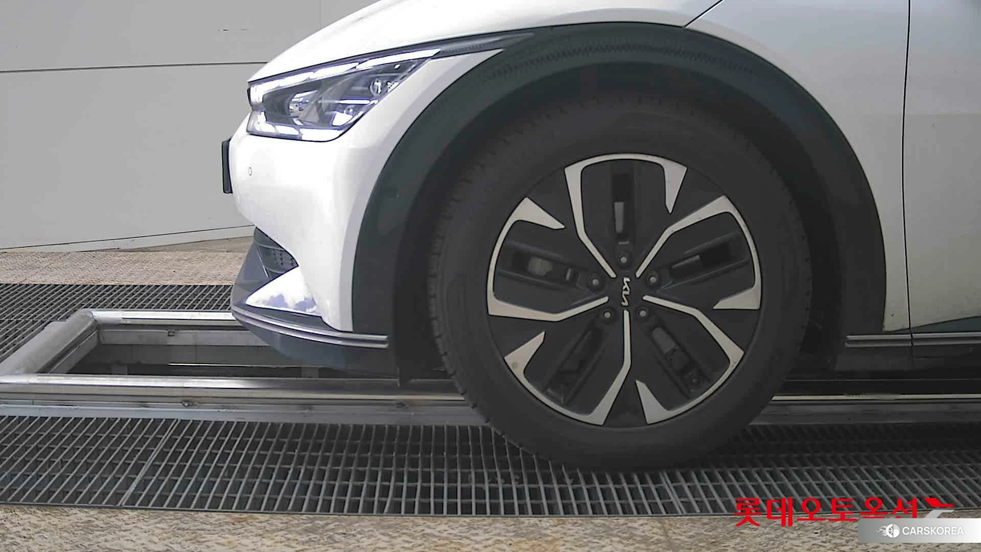 Kia EV6 id 3888405 из Кореи 13