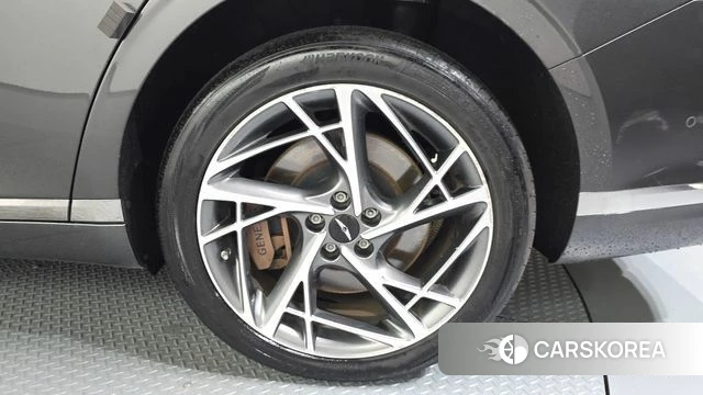 Genesis G90 (RS4) id 4749504 из Кореи 13