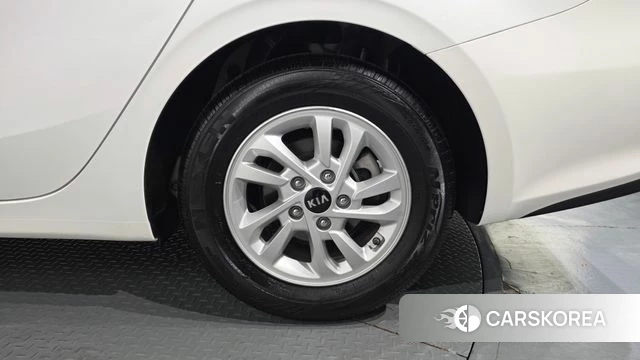 Kia Come New K3 id 4780839 из Кореи 13