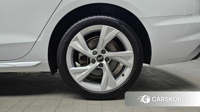 Audi A4 (B9) id 4524622 из Кореи 13