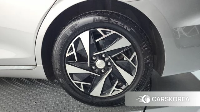 Hyundai The New Grandeur IG Hybrid id 4338379 из Кореи 13
