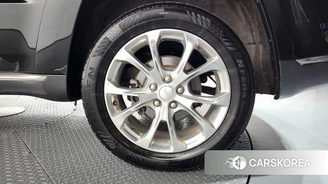 Jeep Grand Cherokee id 4268585 из Кореи 13