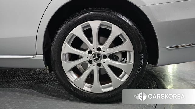 Mercedes-Benz E-Class W213 id 4795022 из Кореи 13