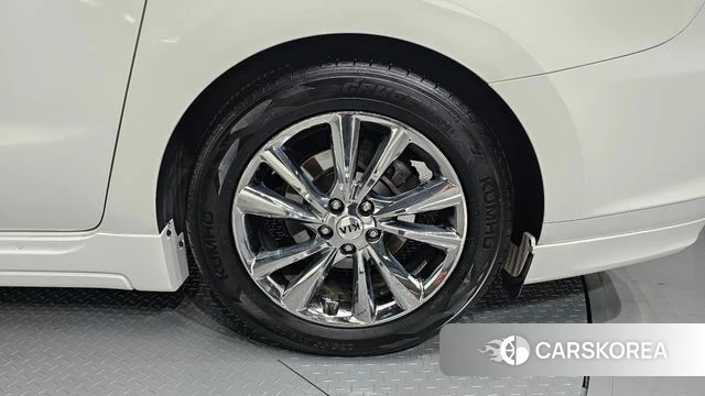 Kia The New Carnival id 4836812 из Кореи 13