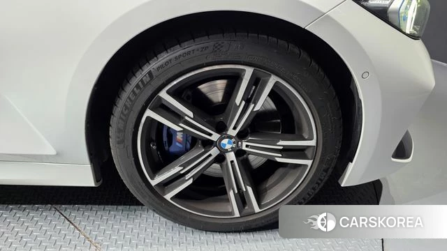 BMW 3 Series (G20) id 4230499 из Кореи 13