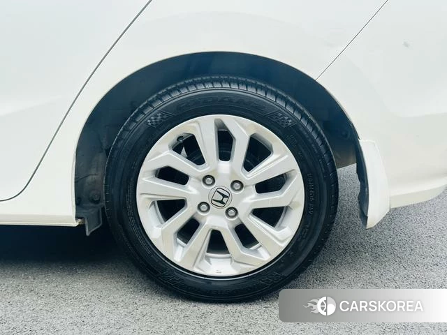 Honda Fit id 4220635 из Китая 13