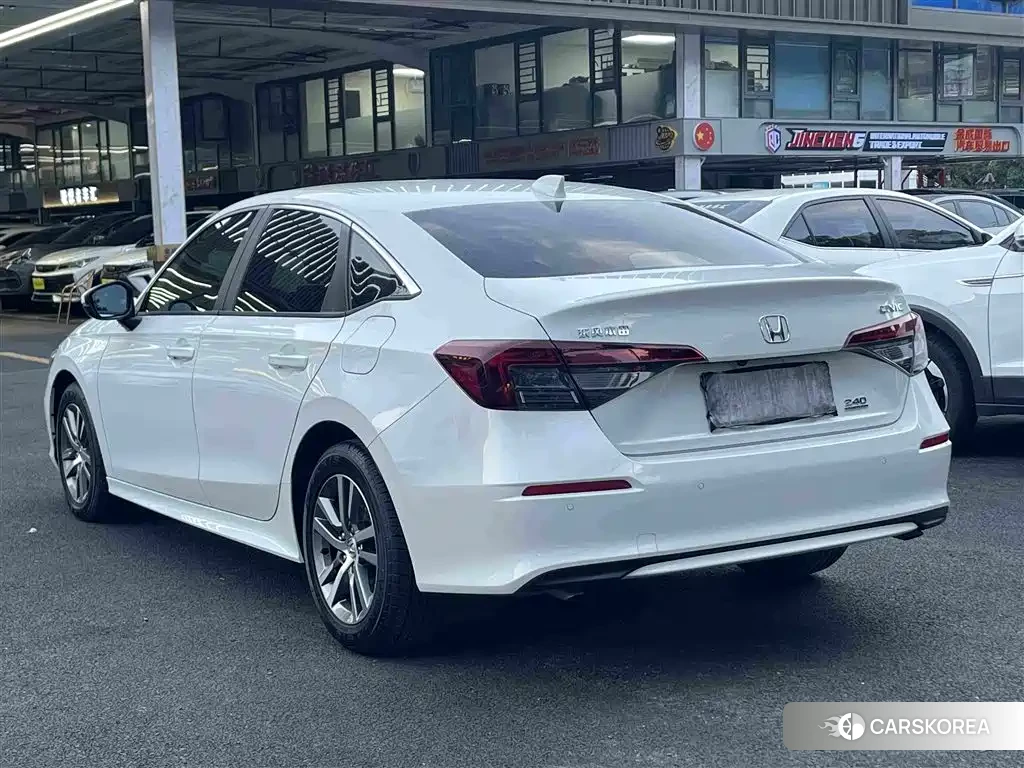 Honda Civic id 4680771 из Китая 13