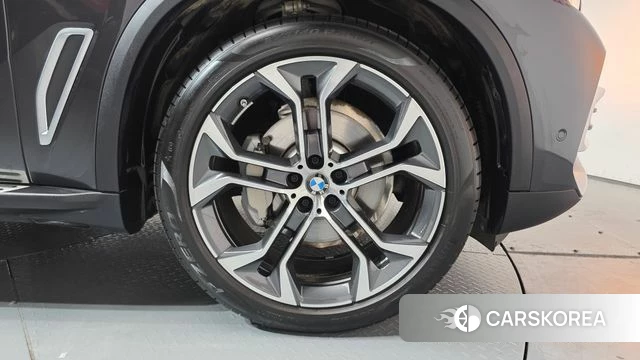 BMW X5 (G05) id 4549482 из Кореи 13