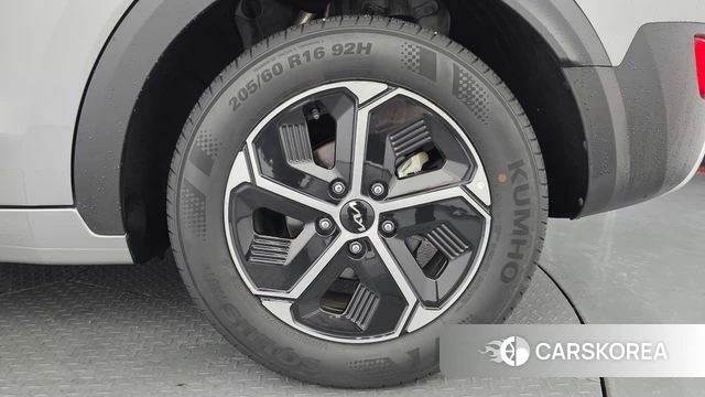 Kia Di Ol Nu Niro id 4753342 из Кореи 13