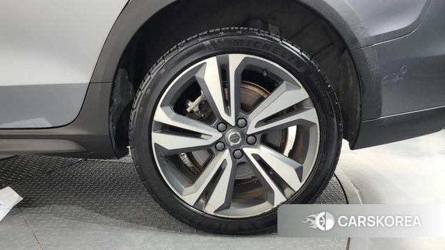 Volvo V60 Cross-Country 2nd Generation id 4683281 из Кореи 13