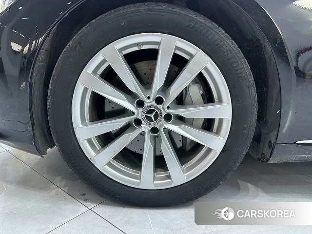 Mercedes-Benz S-class id 4265577 из Китая 13