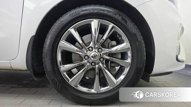 Kia The New Carnival id 4918540 из Кореи 13