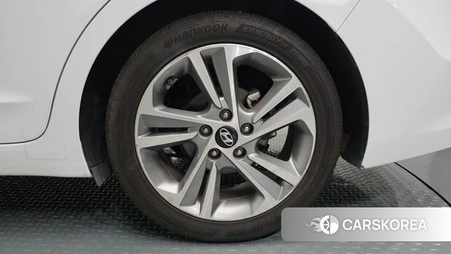 Hyundai Avante AD id 4605514 из Кореи 13