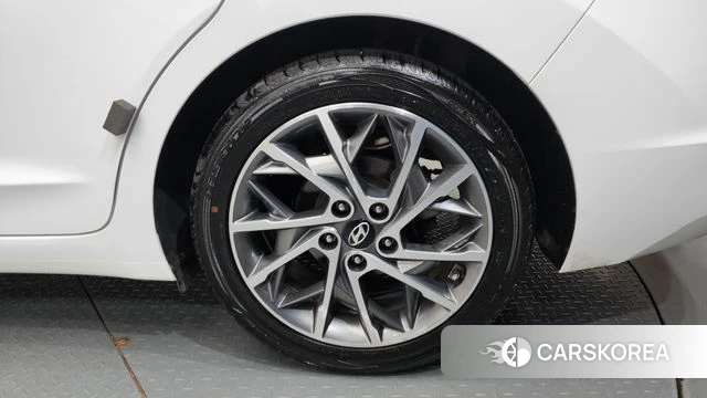 Hyundai The New Avante AD id 4471465 из Кореи 13