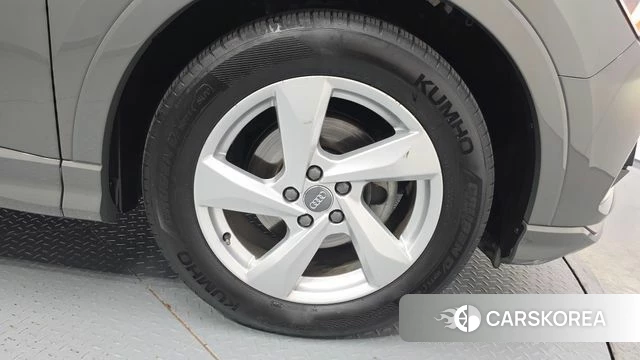 Audi Q3 (F3) id 4424159 из Кореи 13
