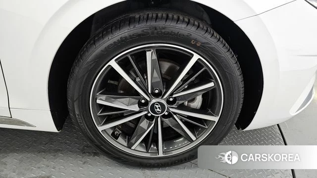 Hyundai The New Grandeur IG id 4388810 из Кореи 13