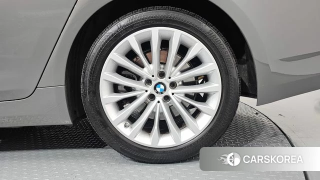 BMW 5 Series (G30) id 4794100 из Кореи 13