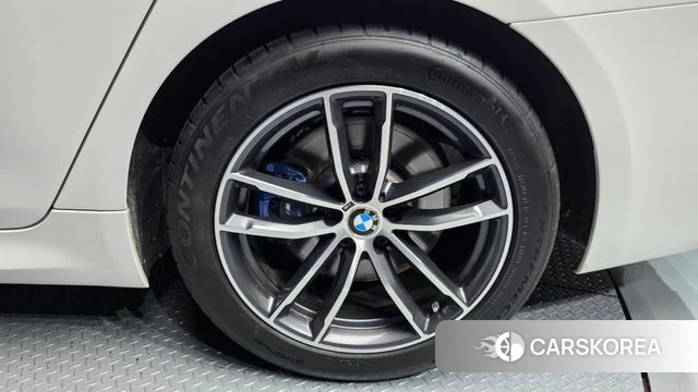 BMW 5 Series (G30) id 4683015 из Кореи 13