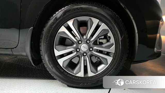 Kia The New Carnival id 4325028 из Кореи 13