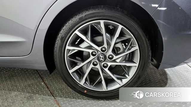 Hyundai The New Avante AD id 4304985 из Кореи 13