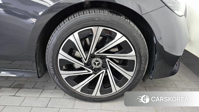 Mercedes-Benz E-Class W214 id 4499696 из Кореи 13