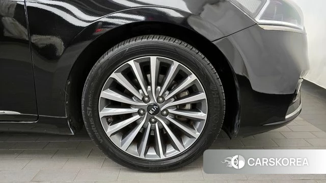 Kia Come New K7 id 4339727 из Кореи 13