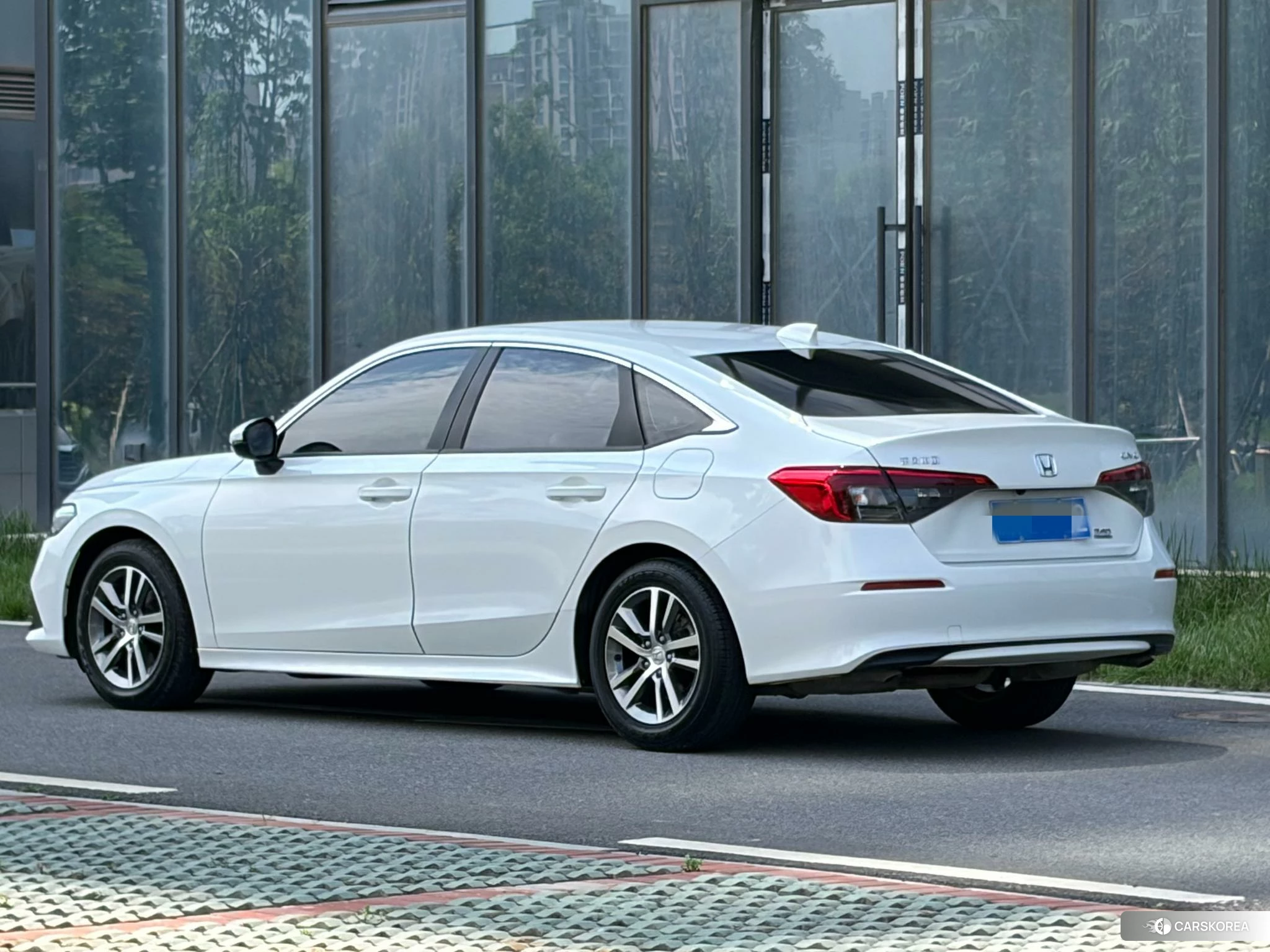 Honda Civic id 4510920 из Китая 13