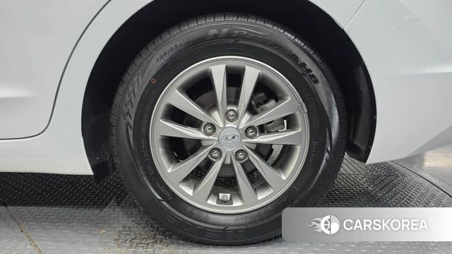 Hyundai The New Avante AD id 4717805 из Кореи 13