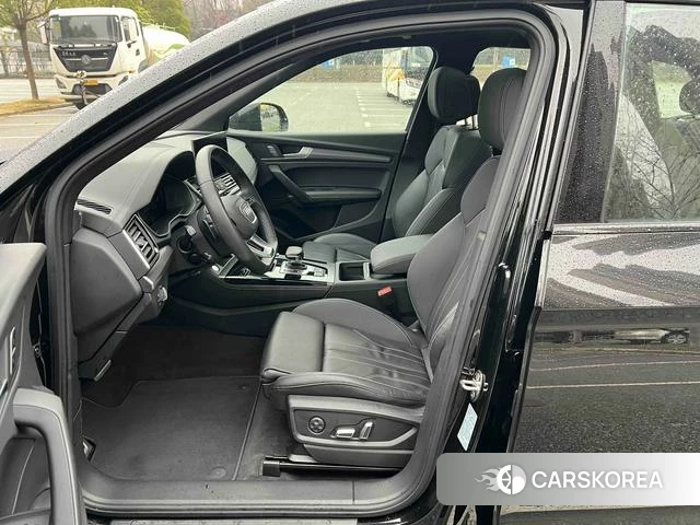 Audi Q5L id 4257578 из Китая 13